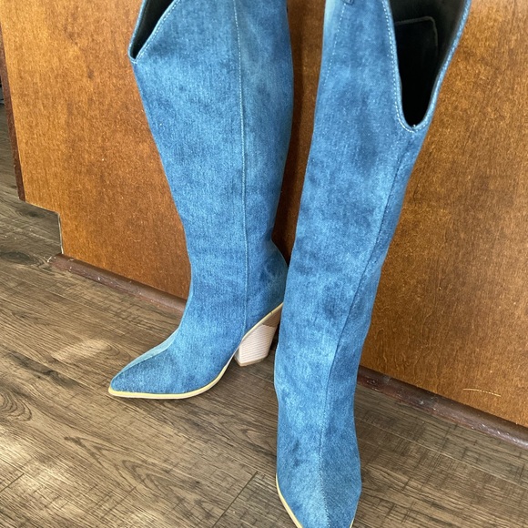 Shoes - Denim boots, full back zipper, cute heels, sz 8.5/39